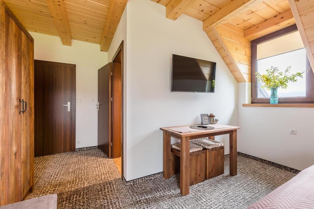119- Baza Przy Szlaku Farm stay Smerek